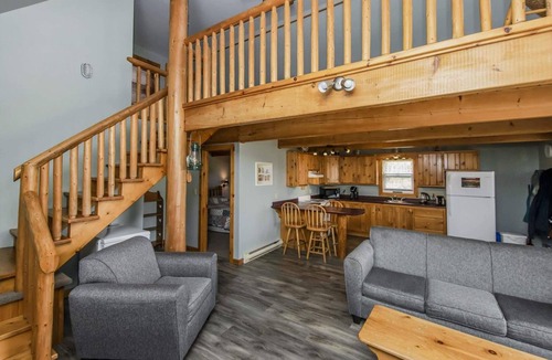 Lockeport Ski Chalet | Ocean-View Chalet · King + 2 Queens · Pet-Friendly