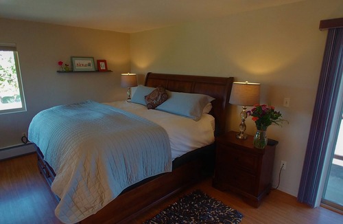 Sequim Ski Chalet | Ocean view chalet with Olympic Mountain views