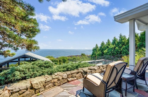 Cape Neddick House | Ocean View Cliffside Retreat | 14 Guests | Spacious | Scenic | Serene