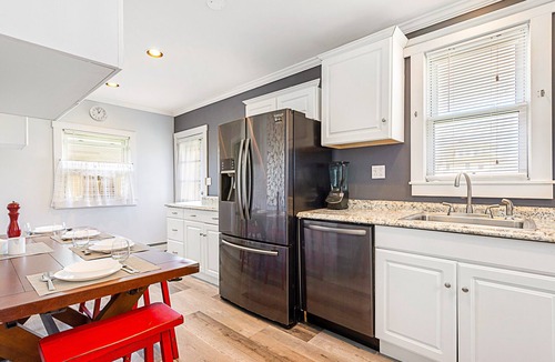 Avon by the Sea House | OCEAN View Colonial THREE doors from the BEACH