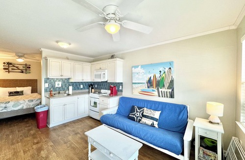 Atlantic Beach Apartment | Ocean View Condo Kitchen Pool Private Beach Access