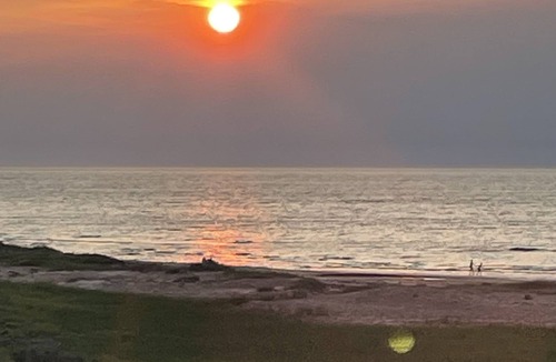 French Village Cottage | Ocean view cottages with direct beach access
