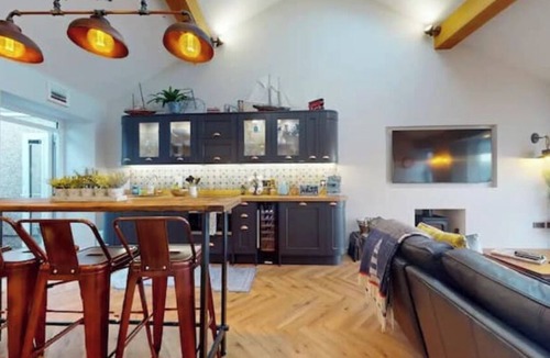 Mumbles Cottage | Ocean View Cottage - Mumbles