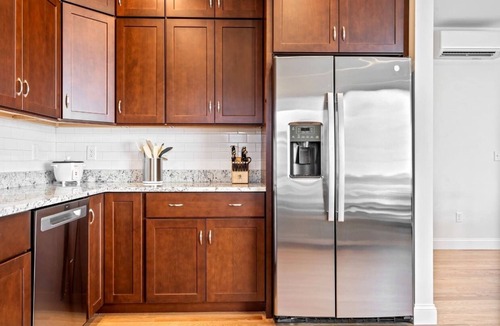 Ocean Park House | Ocean View Direct Beach Access Sleeps 18