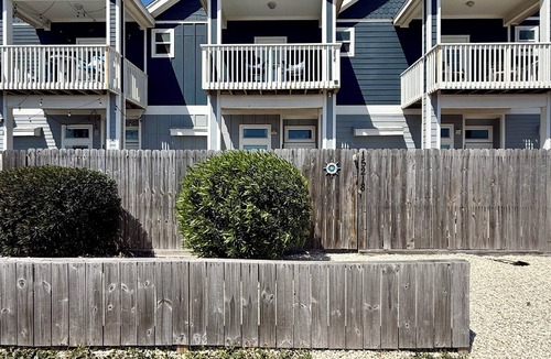 Corpus Christi House | Ocean View! Entire townhome.with balcony view overlooking the Gulf!