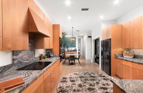 Portlock House | Ocean View Escape - Gorgeous ocean views, AC