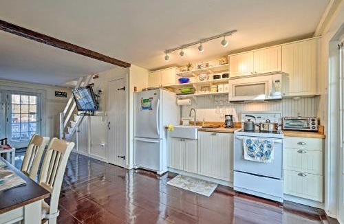 Mashpee House | Ocean-View Gem with Private Beach in Mashpee!