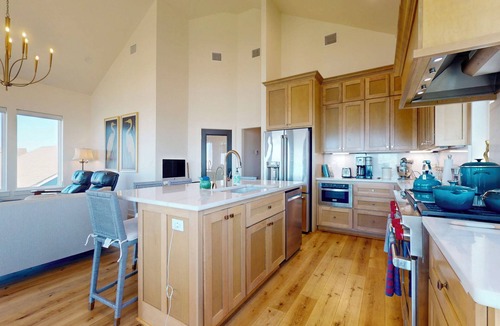Gilchrist House | Ocean View II: 3 BR, 2 BA House in Gilchrist, Sleeps 8