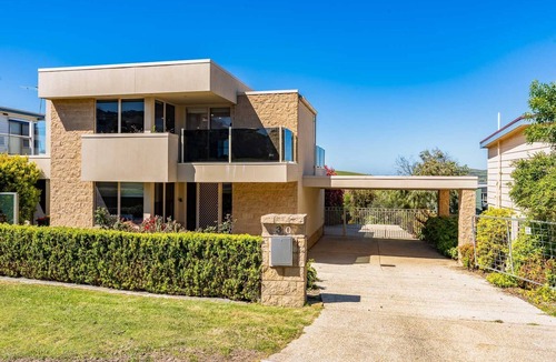 San Remo House | Ocean View in San Remo