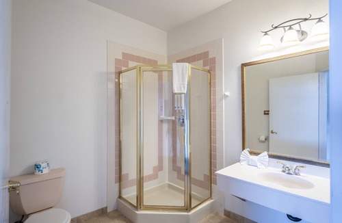 Fort Bragg Hotel | Ocean View Lodge