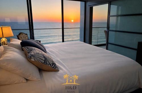 North Pacific Beach Apartment | Ocean View Luxury Condo Oceanfront and Pool