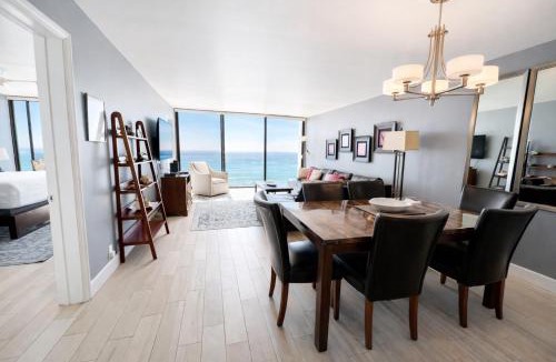 North Pacific Beach Apartment | Ocean View Luxury Condo Oceanfront and Pool
