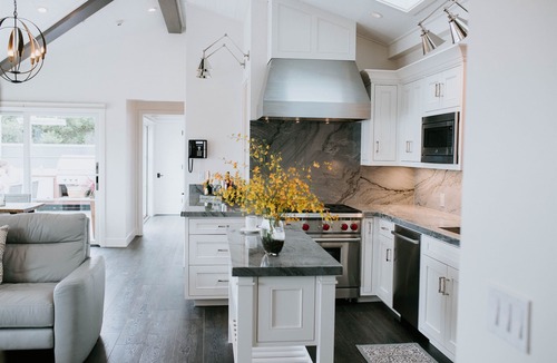 Golden Rectangle Apartment | Ocean View Penthouse