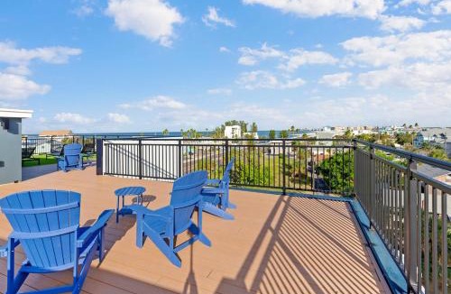 Treasure Island House | Ocean View-Private Pool-Large Rooftop Deck