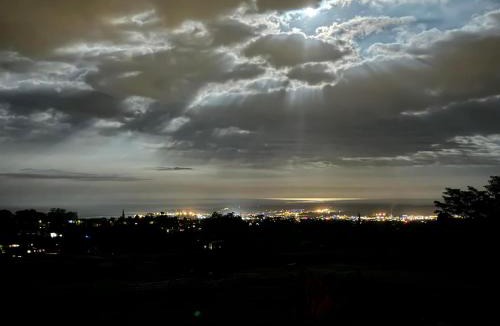 Hilo House | Ocean View Ranch