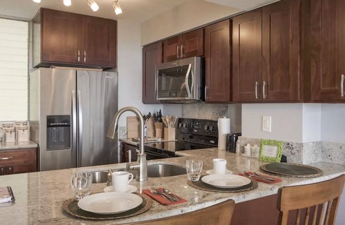 Makaha Condo | Ocean View Retreat