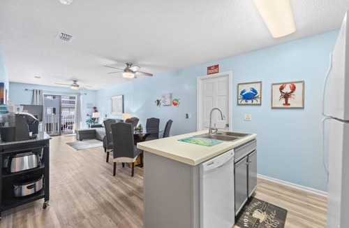 Garden City Condo | OCEAN VIEW , SANDY SHORES 11, CLEAN FAMILY, Balcony, pool, Elevator. 2 bedroom