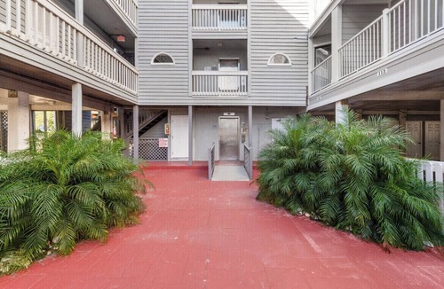 Garden City Condo | OCEAN VIEW , SANDY SHORES 11, CLEAN FAMILY, Balcony, pool, Elevator. 2 bedroom