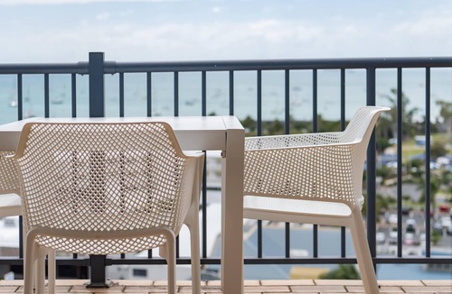 Airlie Beach Apartment | Ocean View Studio 27A Pool & Spa