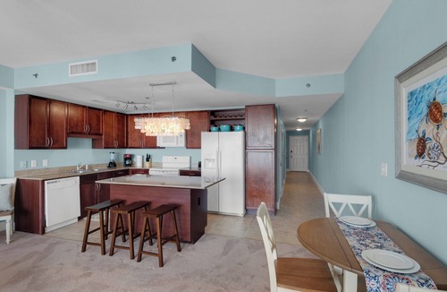 Panama City Beach Condo | Ocean View w/5 Pools+ Walk to Beach + Mini Golf