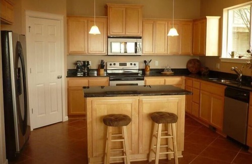 Roads End House | Ocean View with 3 Master Suites in Roads End!