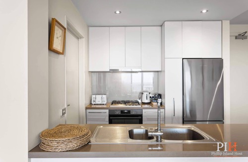 San Remo Apartment | Ocean Views, 2 Bedroom Apartment