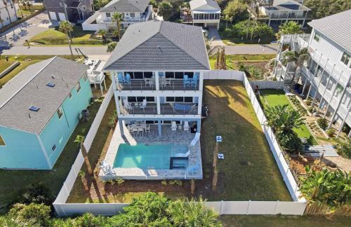 Marineland Acres House | Ocean Views Beach Optional Heated Pool & Spa