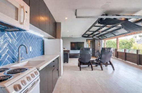 Sunset Cliffs Apartment | Ocean Views in Point Loma, 2 Patios and Fire Pit
