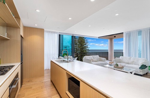 Palm Beach Apartment | Ocean Views Palm Beach