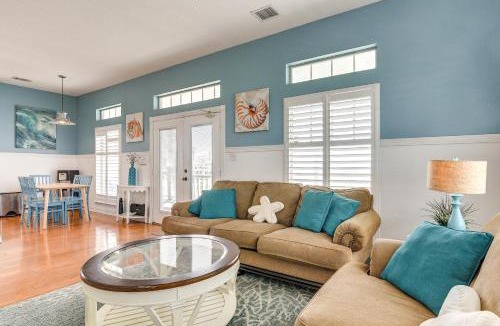 Surfside Beach House | Ocean Views: Pet-Friendly Surfside Beach Gem