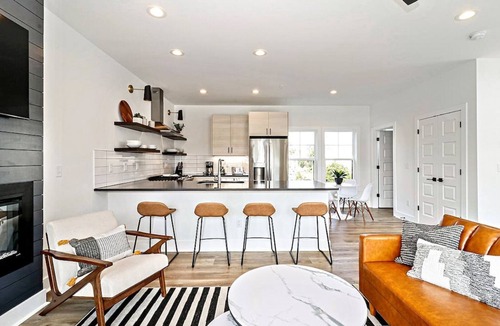 Northeast Virginia Beach Villa | Ocean Views, Rooftop Deck, Modern Design