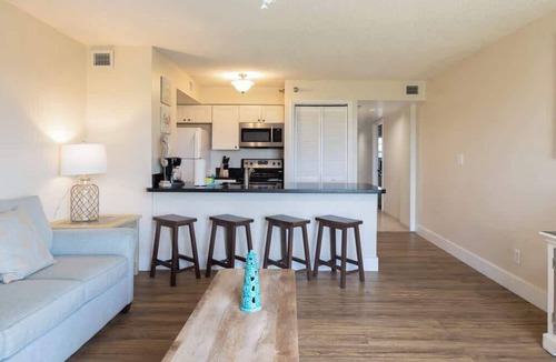 Tavernier Condo | Ocean Views + SandyToes at Ocean Pointe Suites