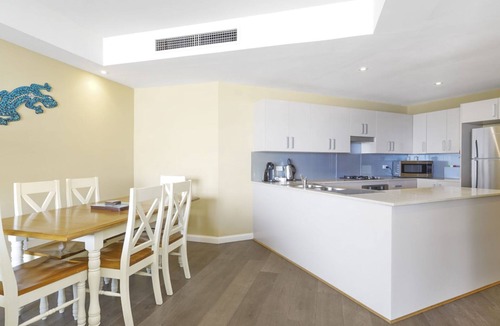 The Entrance Apartment | Ocean Views, Unit 24