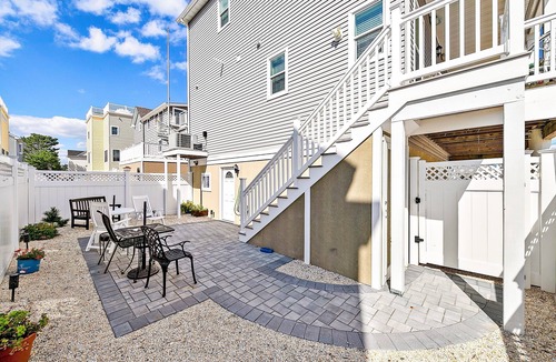 Holgate House | Ocean Views without Oceanfront Prices, just steps from the Beach with Lifeguards
