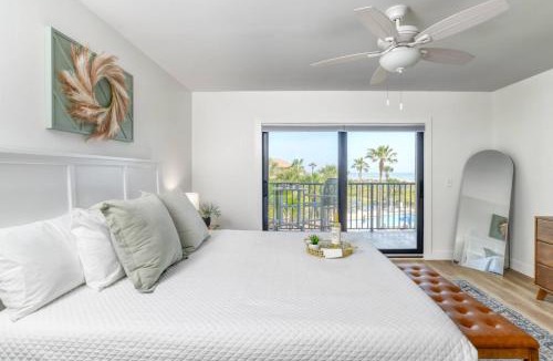 Surfcrest Village House | Ocean Villas #23