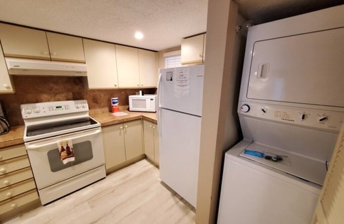 Butler Beach Condo | Ocean Village Club O25: 2BR Beachfront Condo with Pool & Gym