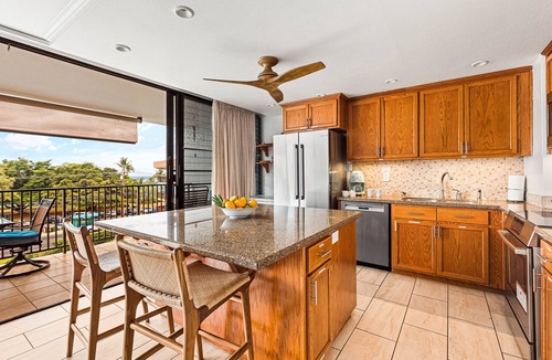 Kihei Condo | Ocean & West Maui mountain views, steps from beach