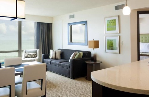 Northeast Virginia Beach Resort | OceanAire Resort Best Location on Va Beach