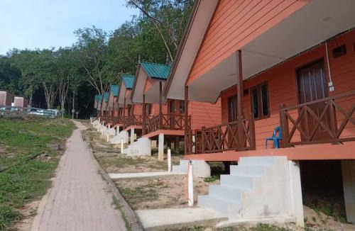 Pulau Perhentian Kecil Hotel | OceanBoys Chalet Coral Bay