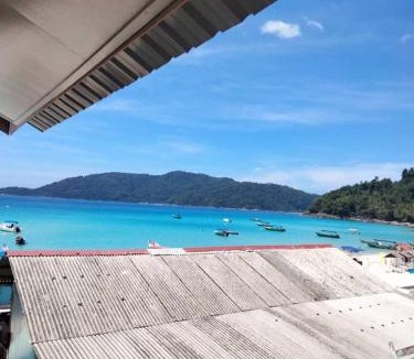 Pulau Perhentian Kecil Hotel | OCEANBOYS INN