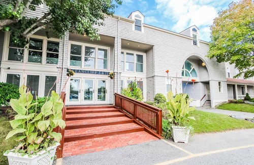 Ocean Drive Condo | Oceancliff Resort I & II