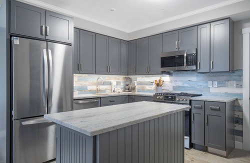 Dennis Port Condo | Oceanfront 2-bedroom Condo with Private Beach!