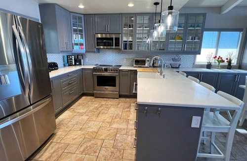 Watsonville House | Oceanfront, 2 kitchens, pool table/pong, views!