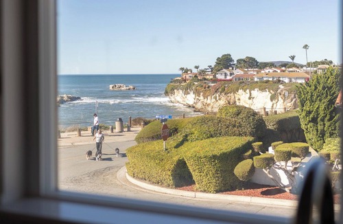 Shell Beach House | Oceanfront 3-bedroom house in Shell Beach