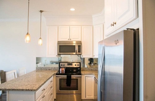 Hampton Condo | Oceanfront - 4th floor - Million dollar view!