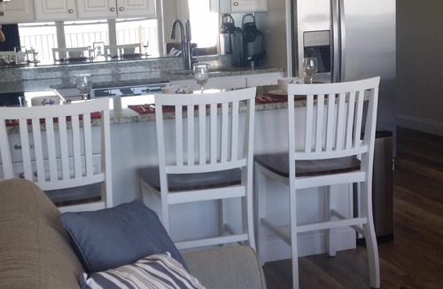 Hampton Condo | Oceanfront - 4th floor - Million dollar view!