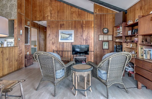 Avalon House | Oceanfront 5 bdr/3 ba, spectacular views, August weeks available