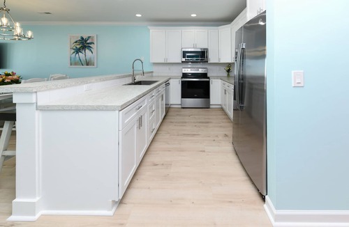 Surfside Beach House | Oceanfront 5 BR Beach House with Private Pool! Family Traditions