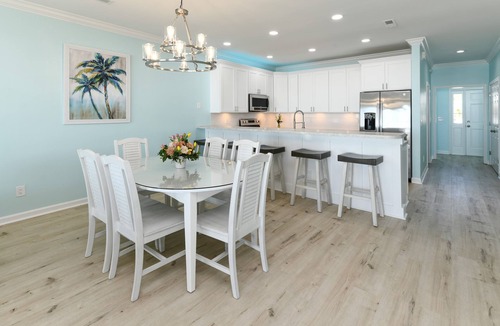 Surfside Beach House | Oceanfront 5 BR Beach House with Private Pool! Family Traditions