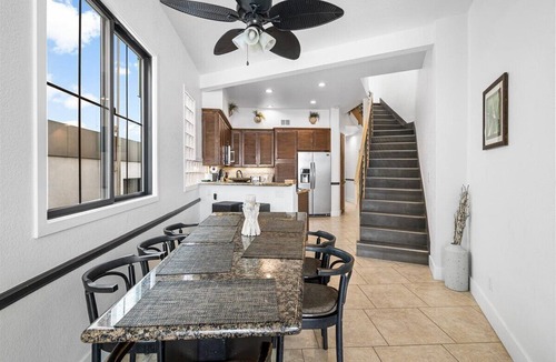 West Newport House | Oceanfront 5bd/3ba Townhome ON THE SAND